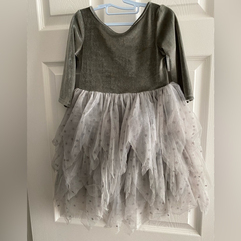 Luna Collective - size 6 - dress